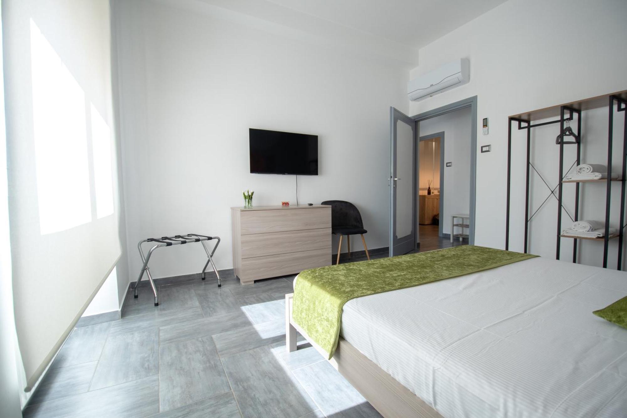 Casa Vacanze Family House Posizione Centralissima Civitavecchia Eksteriør bilde
